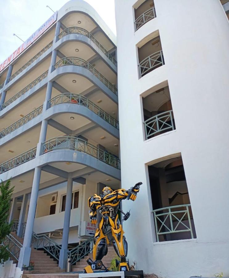 Perdana Serviced Apartment & Resorts Padang Mat Sirat Eksteriør bilde