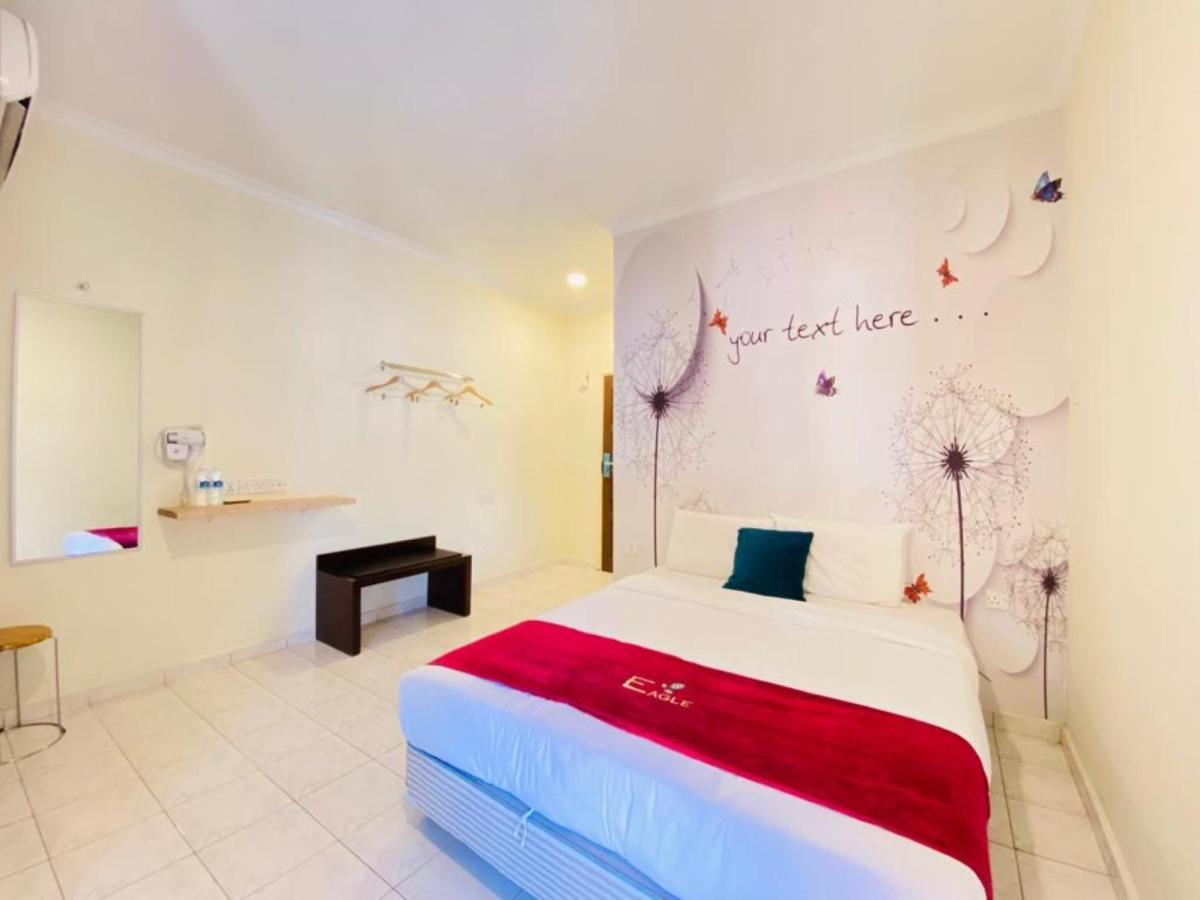 Perdana Serviced Apartment & Resorts Padang Mat Sirat Eksteriør bilde