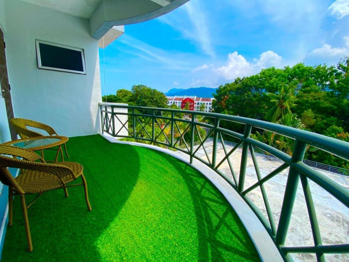 Perdana Serviced Apartment & Resorts Padang Mat Sirat Eksteriør bilde