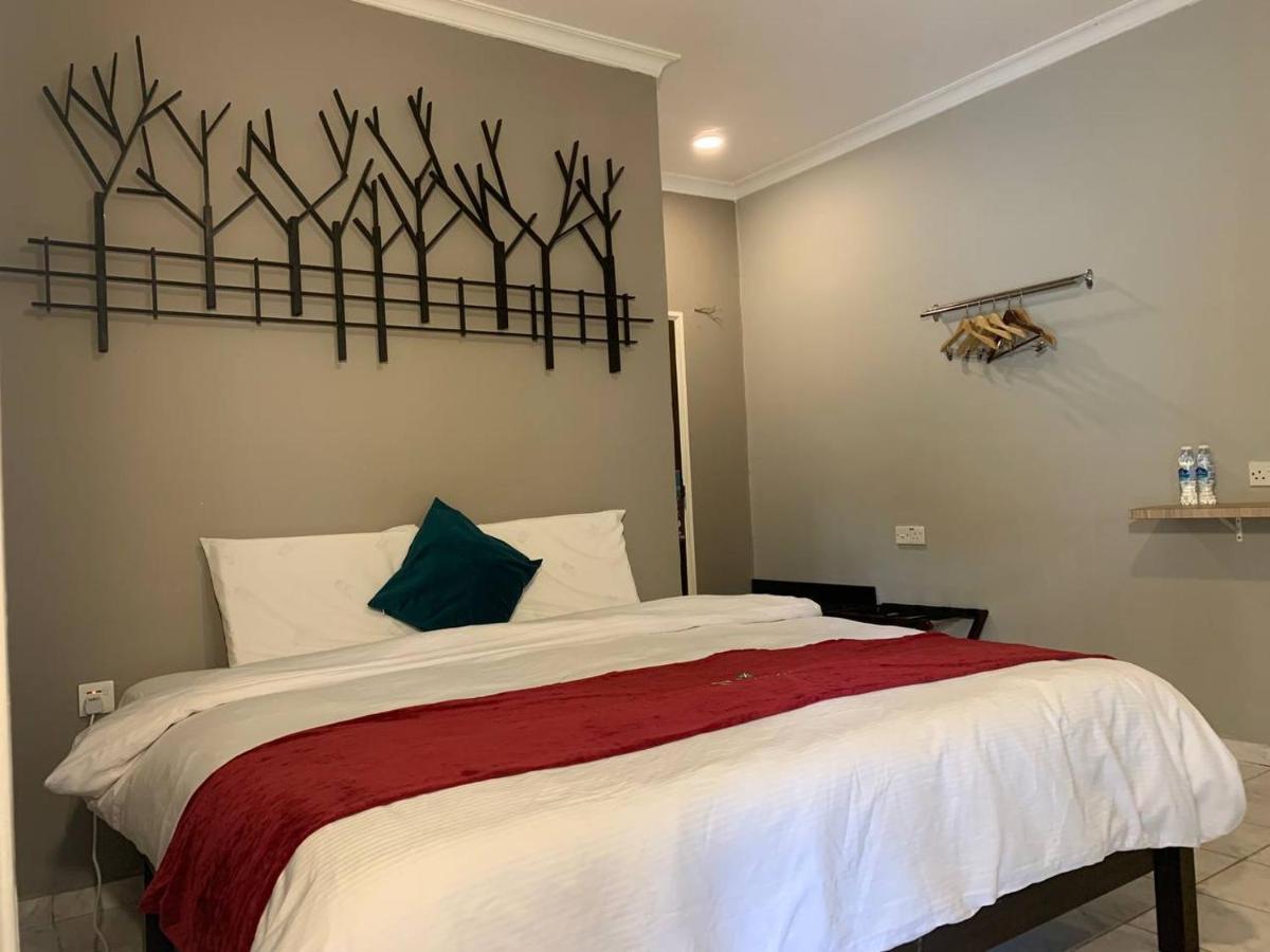 Perdana Serviced Apartment & Resorts Padang Mat Sirat Eksteriør bilde