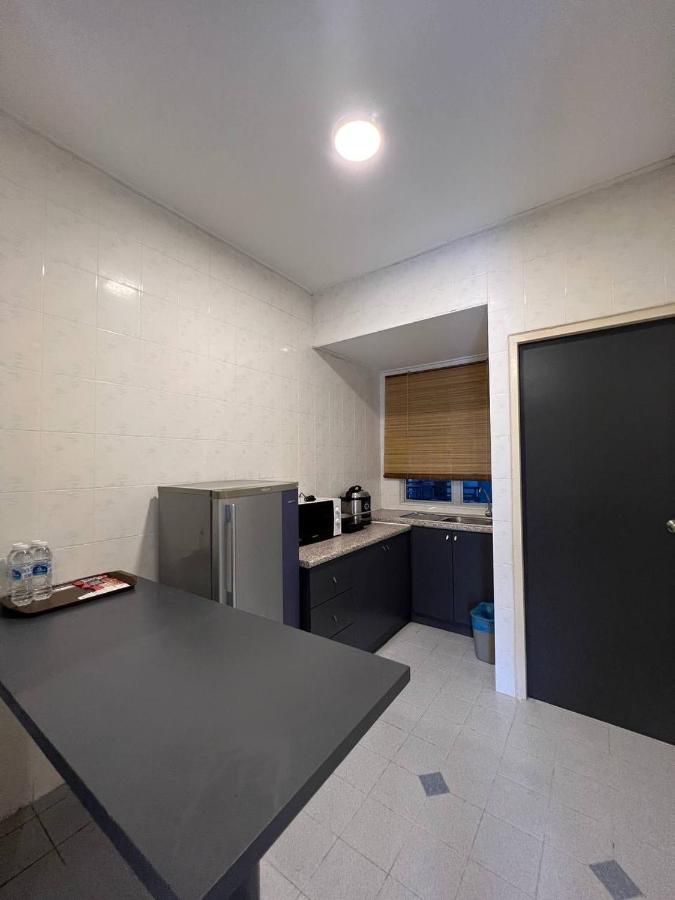 Perdana Serviced Apartment & Resorts Padang Mat Sirat Eksteriør bilde
